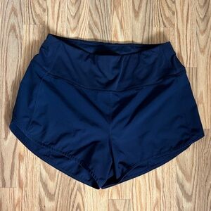 Quince navy weightless high rise running Shorts
